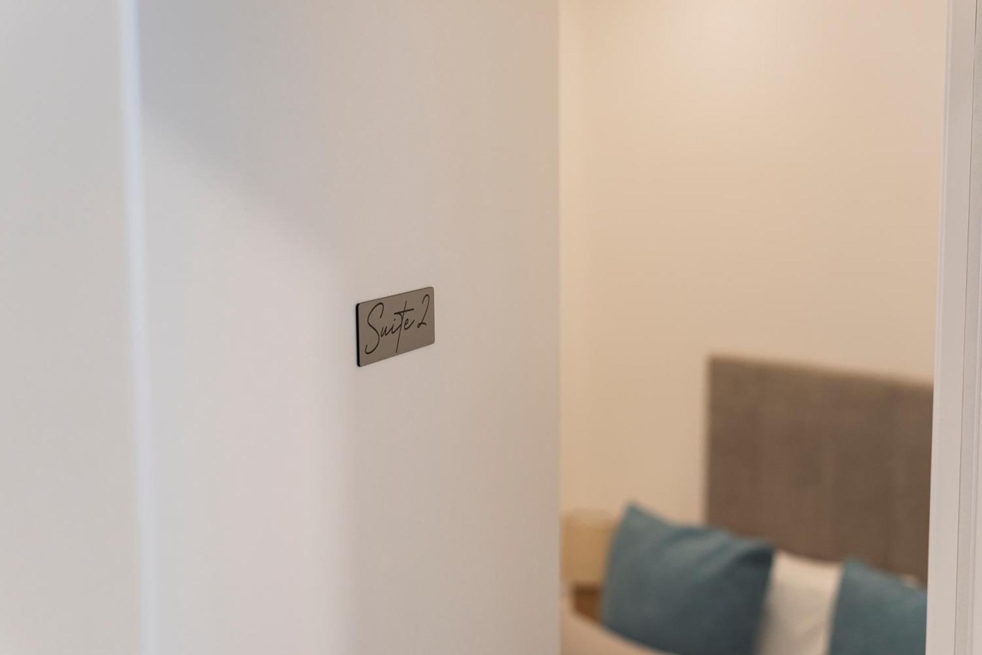 Madalena Hostel E Suites ฟารู ภายนอก รูปภาพ