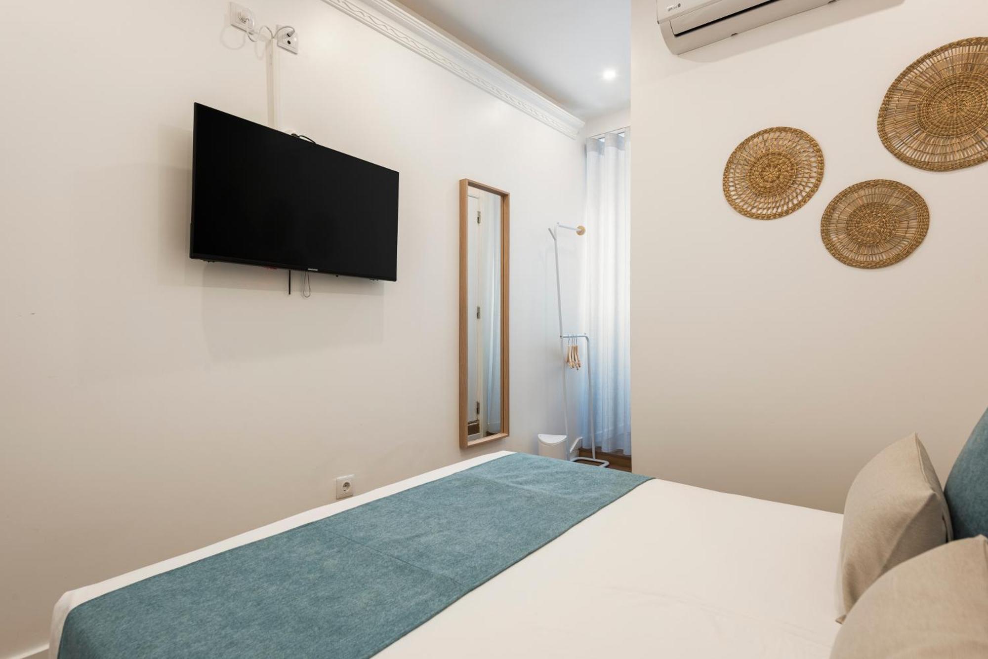 Madalena Hostel E Suites ฟารู ภายนอก รูปภาพ