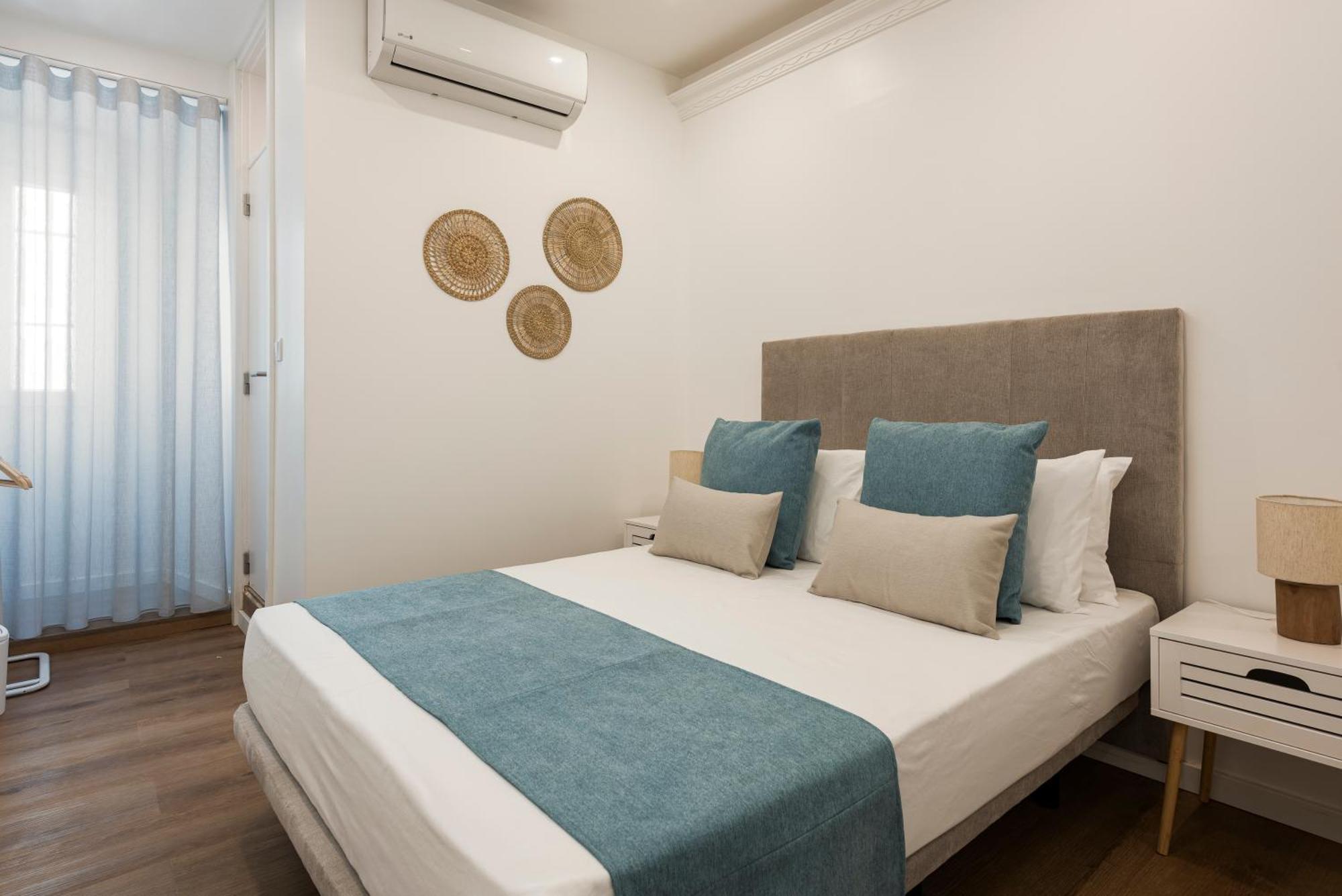Madalena Hostel E Suites ฟารู ภายนอก รูปภาพ