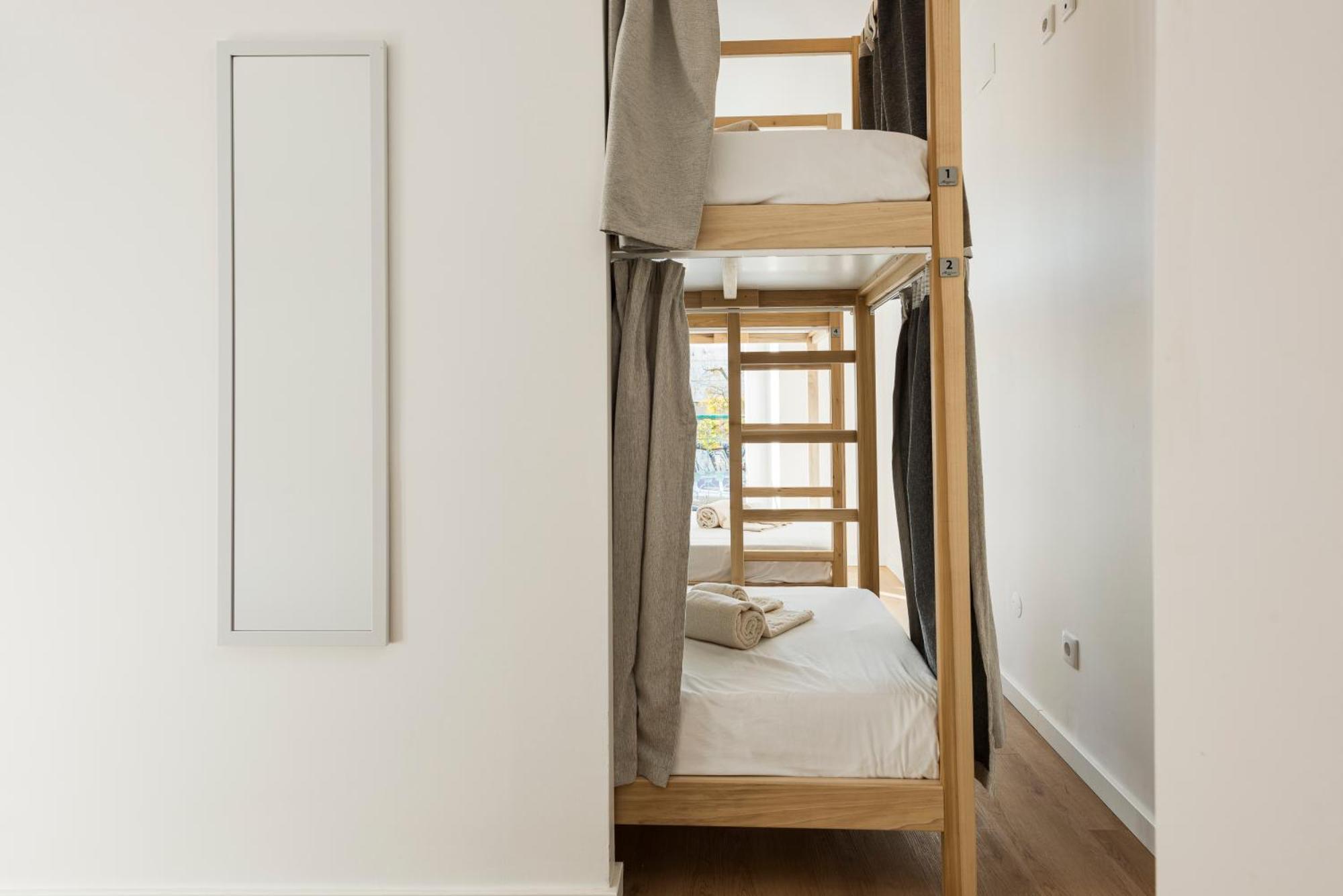 Madalena Hostel E Suites ฟารู ภายนอก รูปภาพ