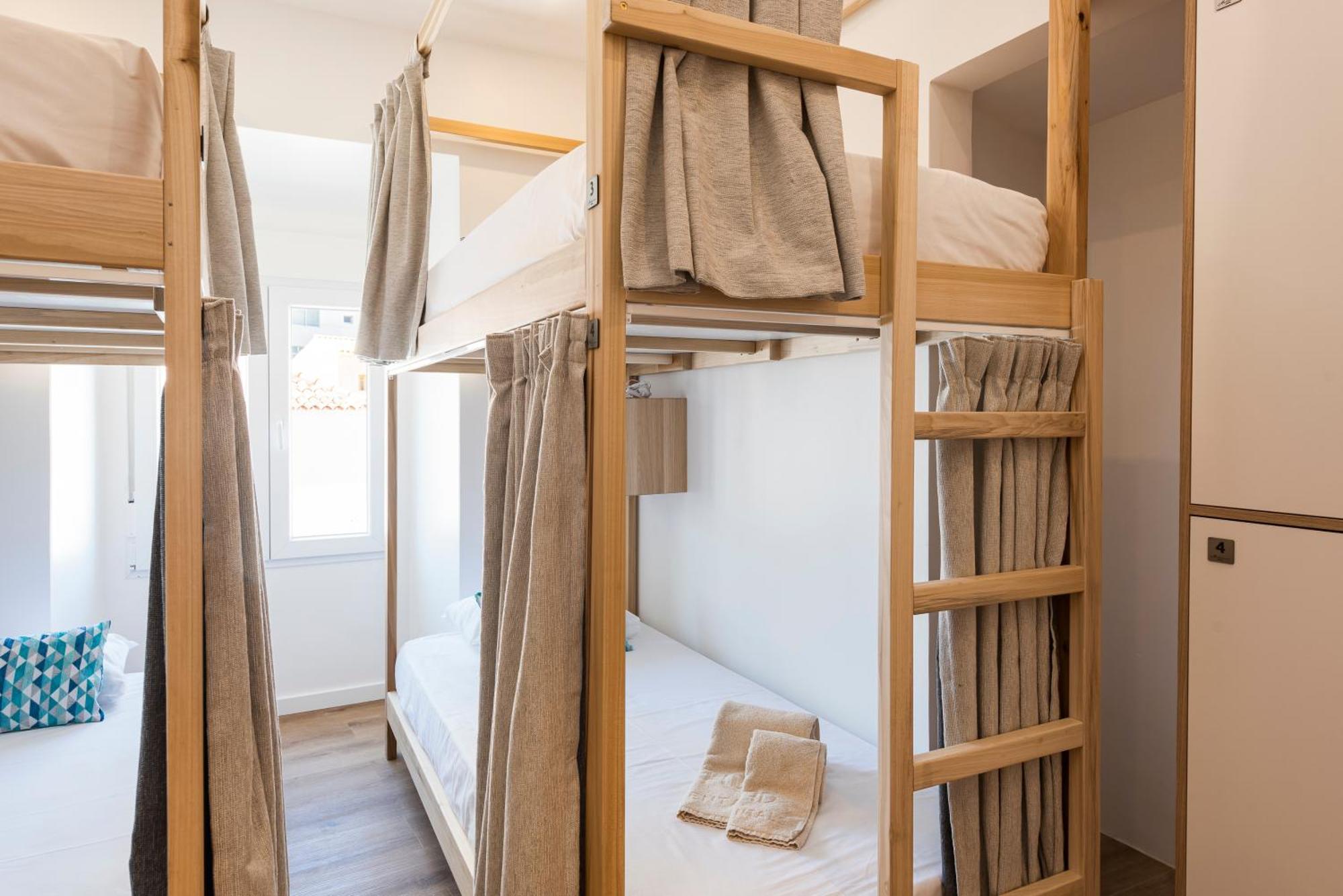 Madalena Hostel E Suites ฟารู ภายนอก รูปภาพ