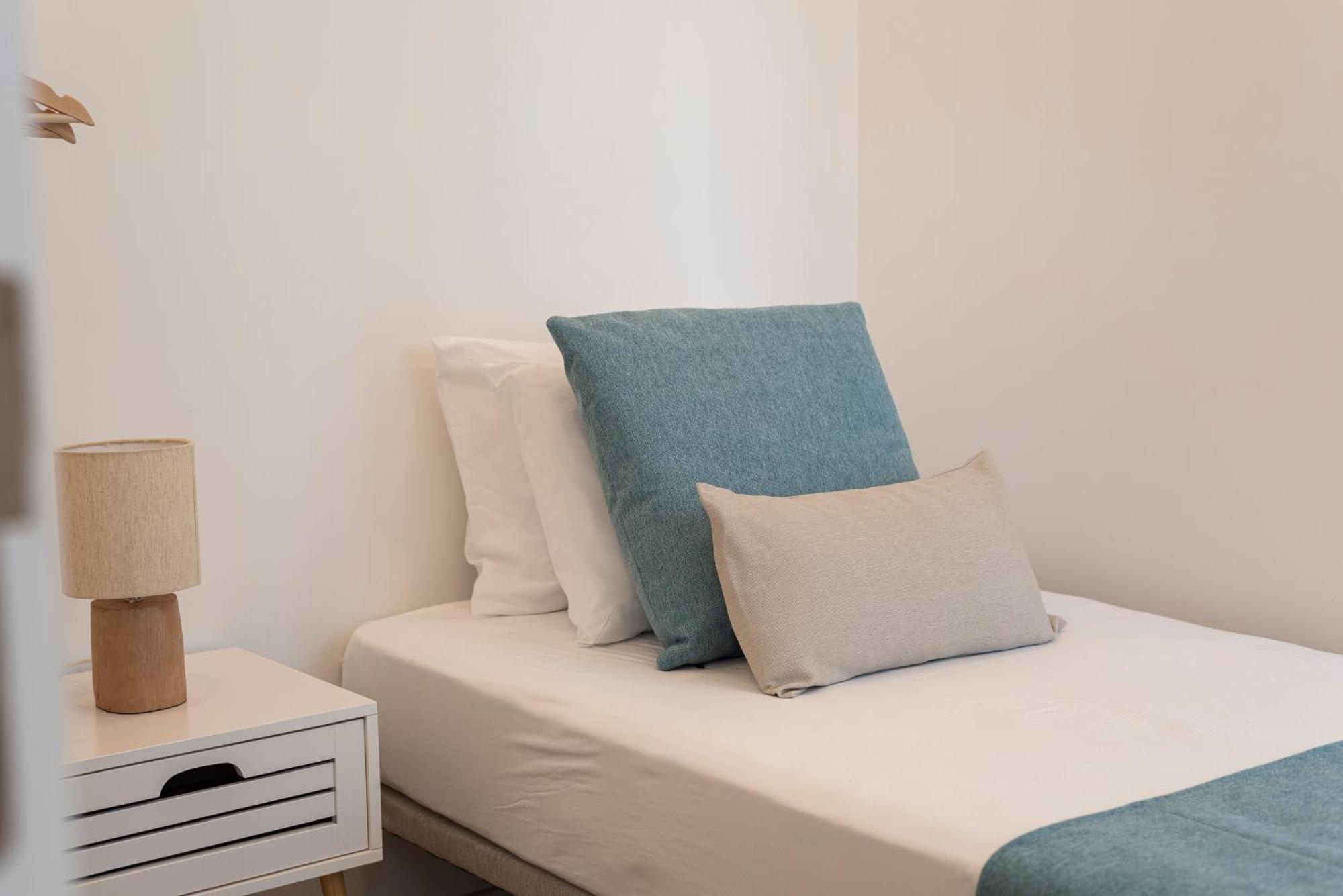 Madalena Hostel E Suites ฟารู ภายนอก รูปภาพ