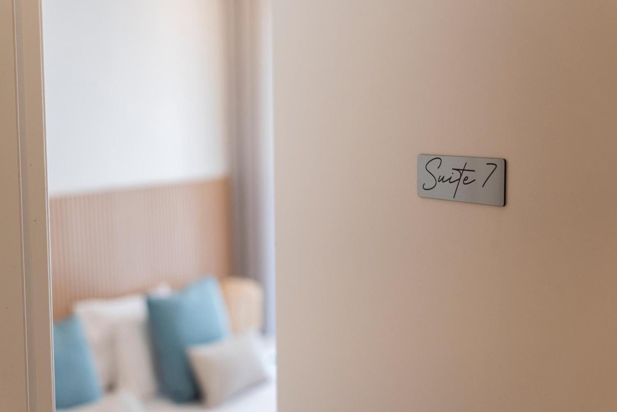 Madalena Hostel E Suites ฟารู ภายนอก รูปภาพ