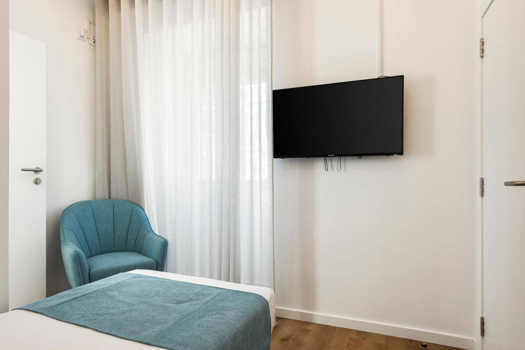 Madalena Hostel E Suites ฟารู ภายนอก รูปภาพ